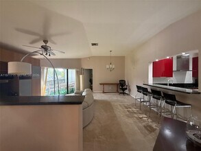 402 SW 158th Terrace in Pembroke Pines, FL - Building Photo - Building Photo