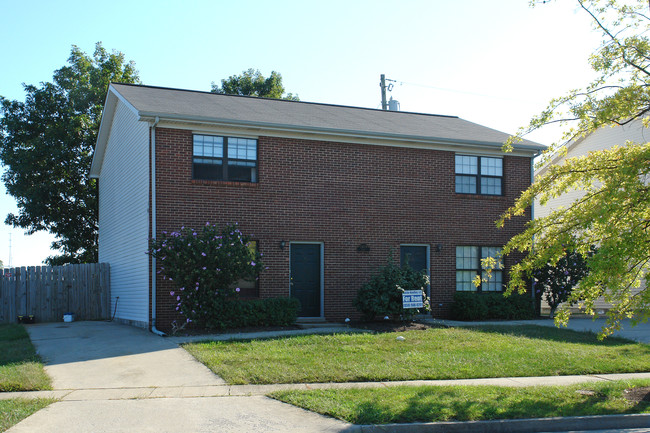 2879 Gribbin Dr in Lexington, KY - Foto de edificio - Building Photo