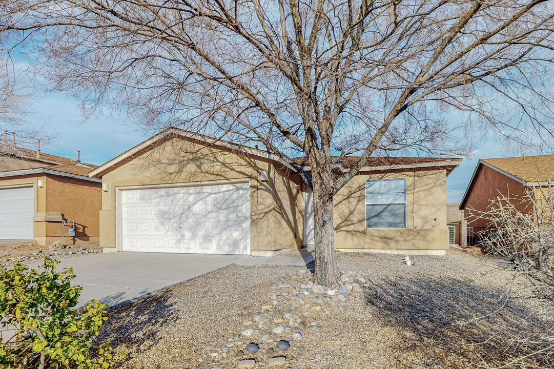 1884 Mesa Grande Loop NE in Rio Rancho, NM - Building Photo