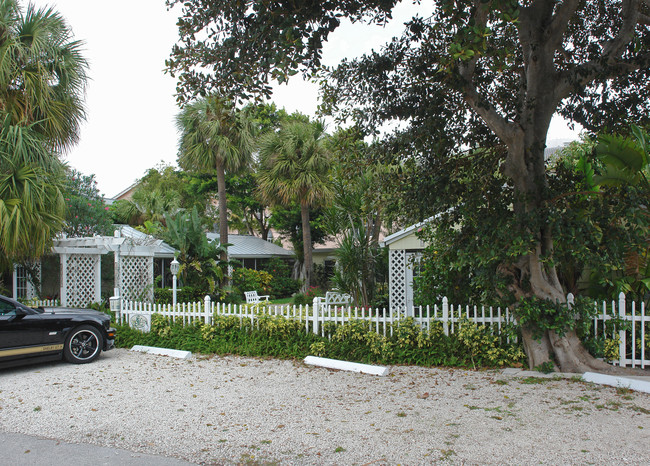 The Cottages By The Ocean