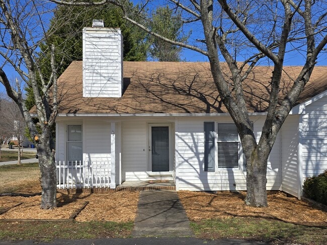 property at 1829 Alyssum Pl