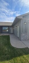 3511 E Bison Trl in Sioux Falls, SD - Foto de edificio - Building Photo