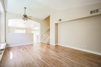 10413 Mountain Lodge Pl in Las Vegas, NV - Building Photo - Building Photo