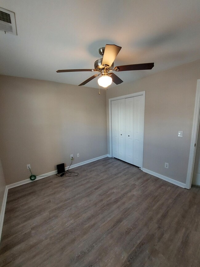 property at 418 Hawkeye Ct