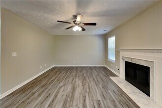 120 Crestworth Pl in Powder Springs, GA - Building Photo - Building Photo