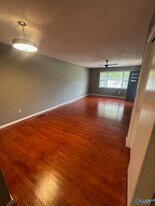 127 Haden Rd in Brownsboro, AL - Building Photo