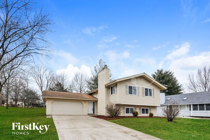 1 Berry Ct in Lake St. Louis, MO - Building Photo