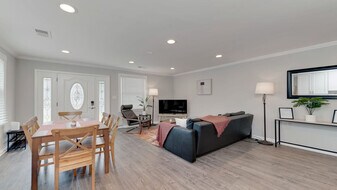 48 E Reed Ave in Alexandria, VA - Building Photo