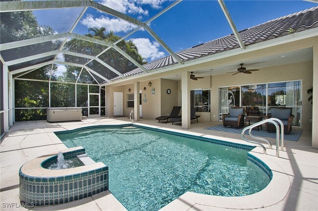 242 Belville Blvd in Naples, FL - Building Photo - Building Photo