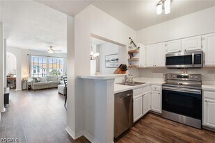 23710 Walden Center Dr in Bonita Springs, FL - Building Photo