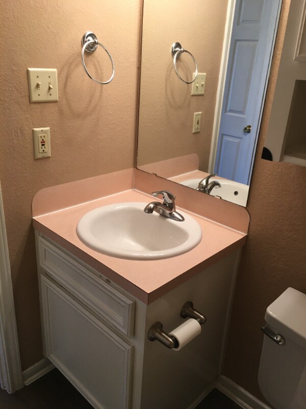 802 Industrial Ave in Copperas Cove, TX - Foto de edificio - Building Photo