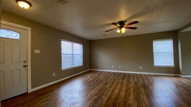 3363 Chapel Pointe Trail in Fort Worth, TX - Building Photo - Building Photo