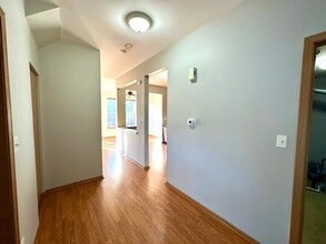 2833 Vernal Ln in Naperville, IL - Building Photo - Building Photo