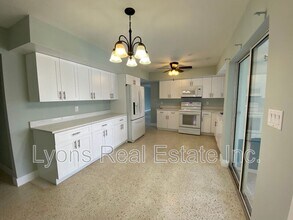 174 Gulfview Rd in Punta Gorda, FL - Building Photo - Building Photo