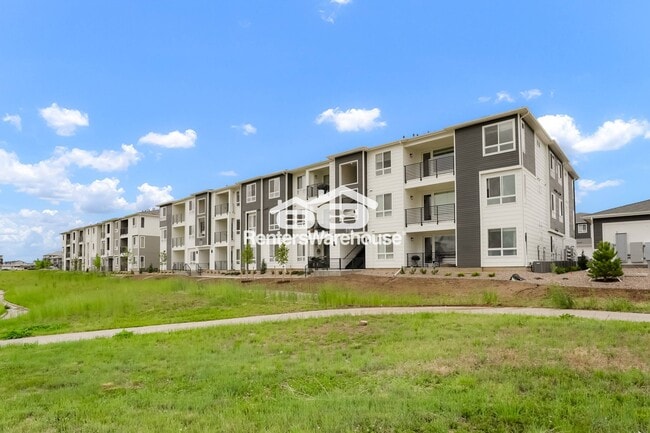 property at 6153 N Ceylon St