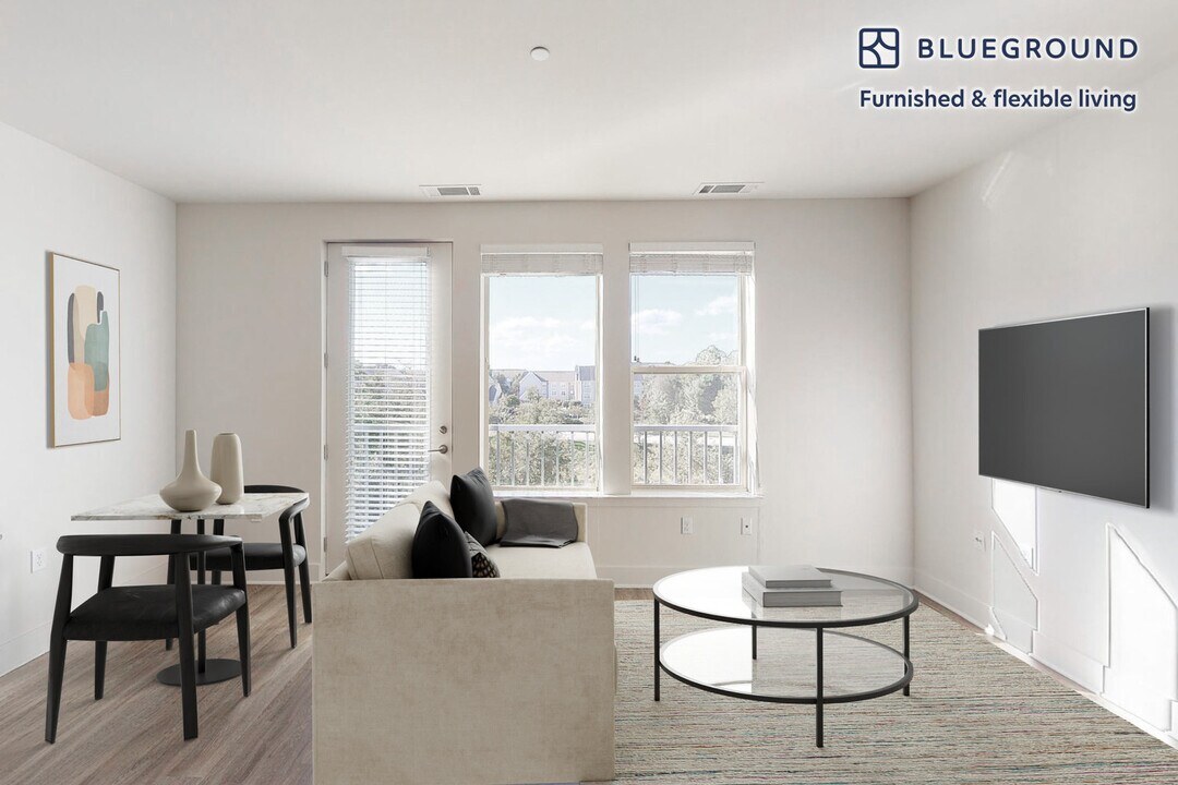 820 Concorde Cir in Linthicum Heights, MD - Foto de edificio