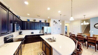 1323 Yorkshire Ct in Davenport, FL - Building Photo - Building Photo