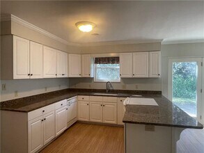 205 Cater St in St. Simons Island, GA - Building Photo - Building Photo