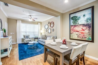 The Lodge at Spring Shadows in Houston, TX - Building Photo - Building Photo