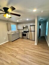 3025 Creekwood Ln in Tallahassee, FL - Building Photo - Building Photo