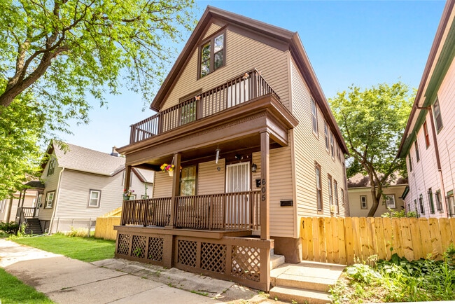 605 E Wright St, Unit Upper