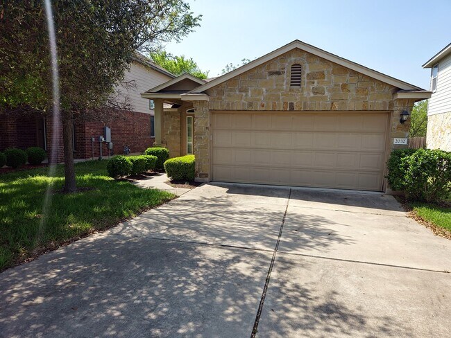 property at 2032 Nestlewood Dr