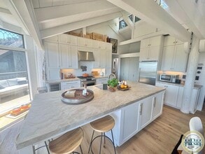 642 Amaranth Blvd in Mill Valley, CA - Building Photo - Building Photo