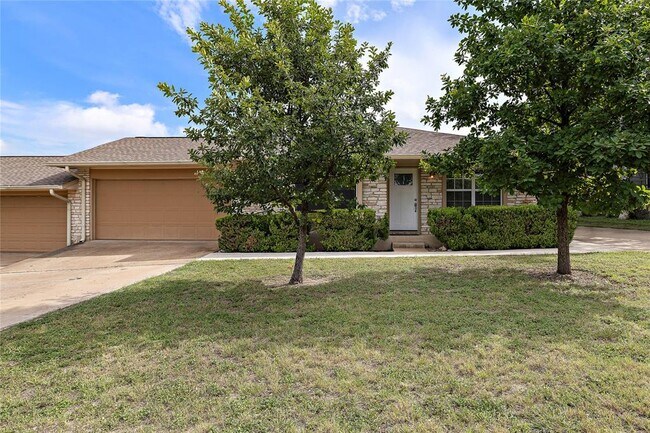 property at 1714 Shadowview Dr