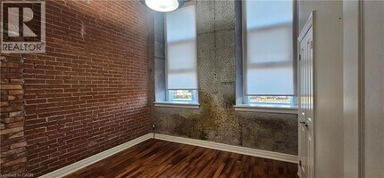 25 Concession St in Cambridge, ON - Building Photo - Building Photo