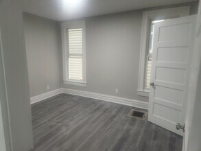2820 S 3rd St in Louisville, KY - Building Photo - Building Photo