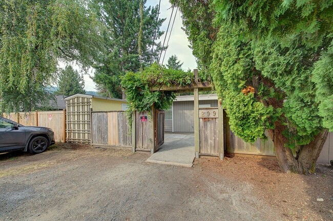 299 1st Ave NW in Issaquah, WA - Building Photo - Building Photo