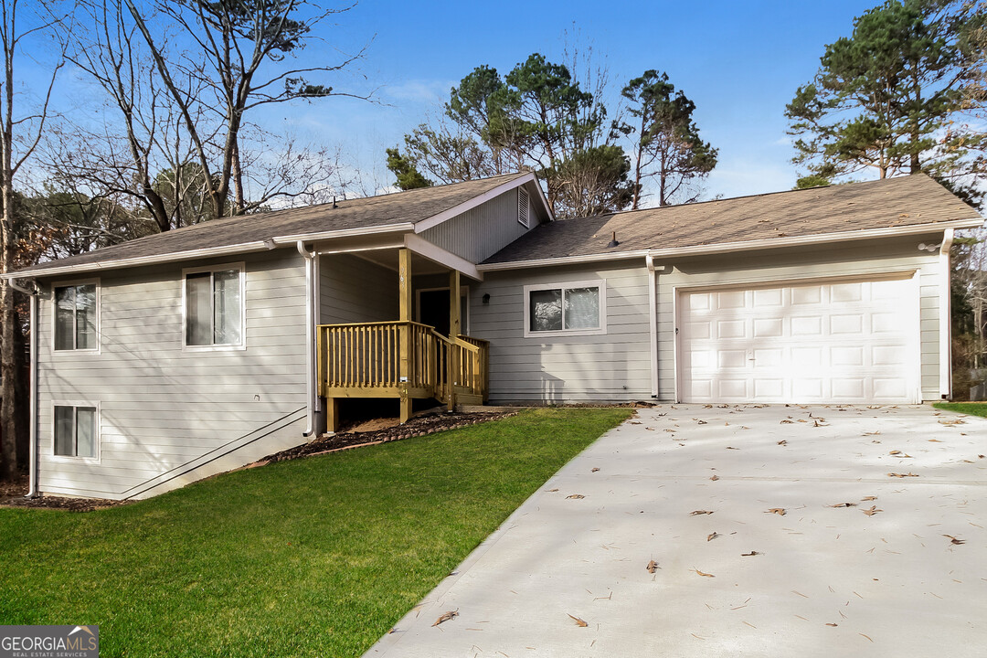 963 Timberclair Way in Lithonia, GA - Building Photo