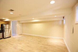726 Quincy St NW, Unit #B in Washington, DC - Building Photo - Building Photo