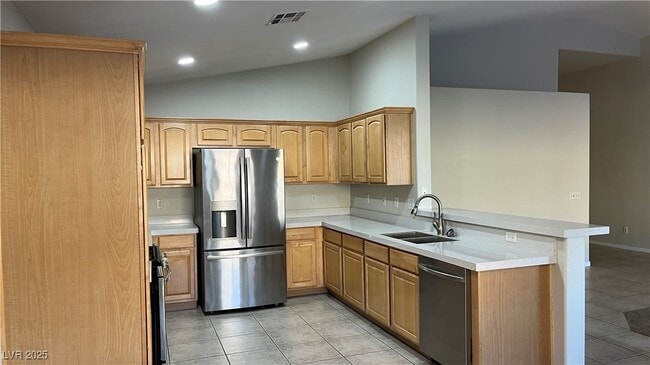 3706 Greenfield Lakes St in Las Vegas, NV - Foto de edificio - Building Photo