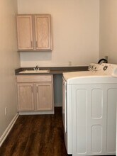 591 Azalea Cir in Northfield, OH - Building Photo - Building Photo