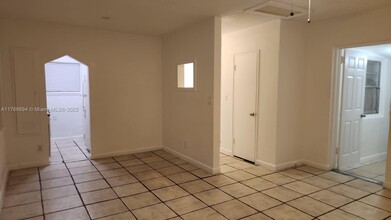 1842 Johnson St in Hollywood, FL - Building Photo - Building Photo