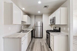 1131 E Lee St in Tucson, AZ - Building Photo