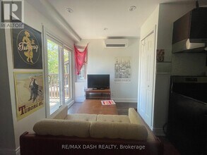 141 Admiral Rd in Toronto, ON - Building Photo - Building Photo