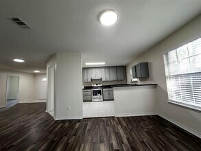 149 E Marguerita Dr in Garland, TX - Building Photo - Building Photo
