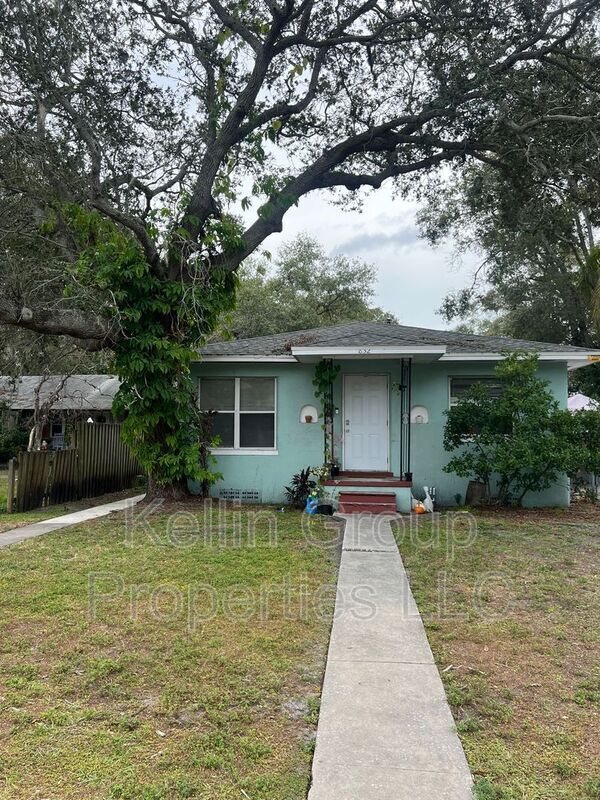 property at 832 20th Ave S