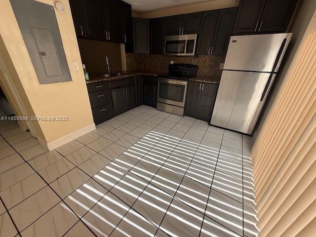 4089 NW 19th St in Lauderhill, FL - Building Photo - Building Photo