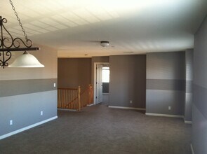 1039 Cardoza Rd in Los Banos, CA - Building Photo - Building Photo