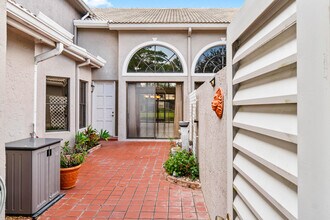 5465 Monterey Cir in Delray Beach, FL - Building Photo - Building Photo