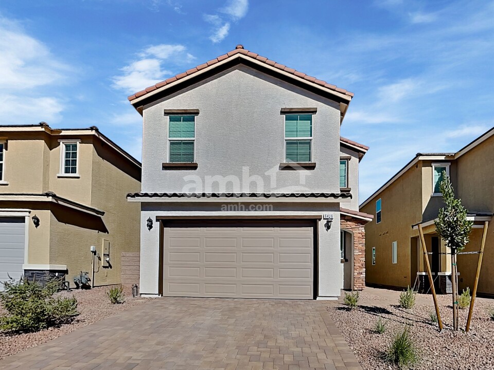 6416 Marthas Vineyard Ave in Las Vegas, NV - Building Photo