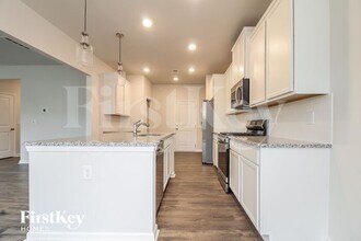 712 Ridgemoor Trl in Simpsonville, SC - Building Photo - Building Photo