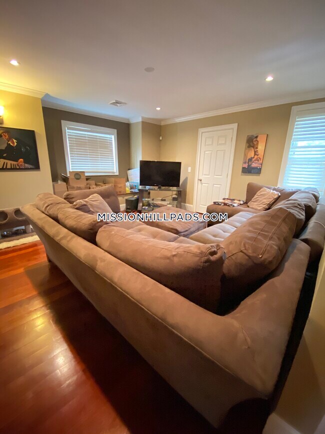 55 Crawford St-Unit -3 in Boston, MA - Building Photo - Building Photo