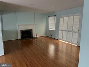 5608 Heming Ave in Springfield, VA - Building Photo - Building Photo