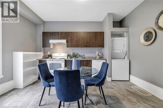 174 William St in Brantford, ON - Building Photo - Building Photo