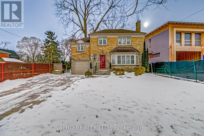 24 Burnhamthorpe Park Blvd