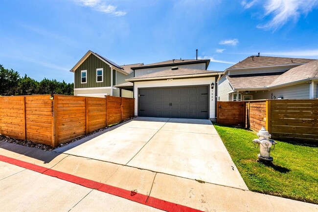 5002 Plum Peach Bend in Austin, TX - Foto de edificio - Building Photo